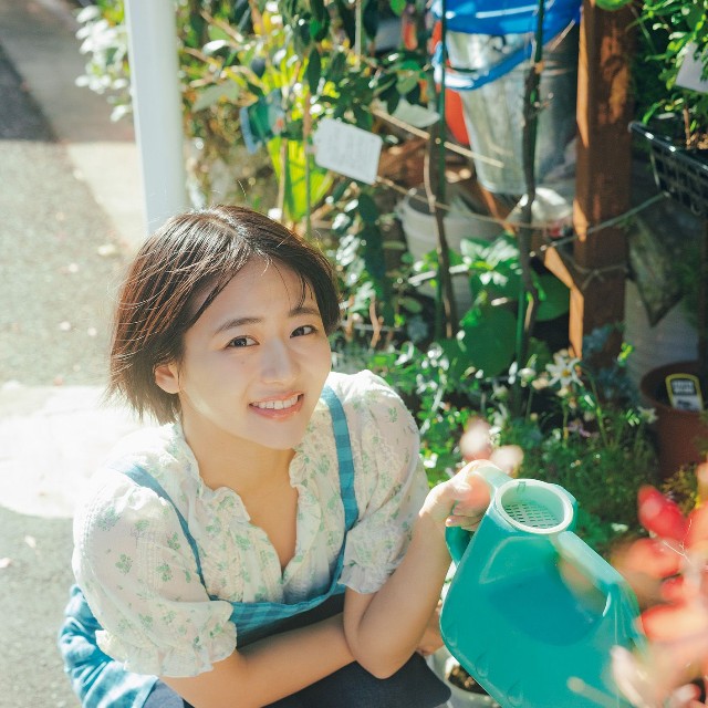 すみぽん（撮影／東京祐　ヘアメイク／イワタユイナ　スタイリング／米丸友子）