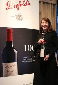 オーストラリアで最も優れた醸造家にも選ばれたウエルズさん＝大阪市内