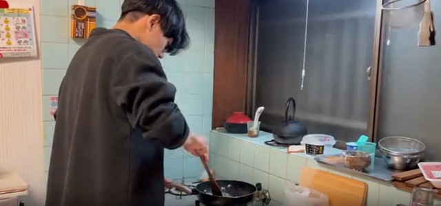 ハンバーグは初挑戦だったそう／投稿主さん提供