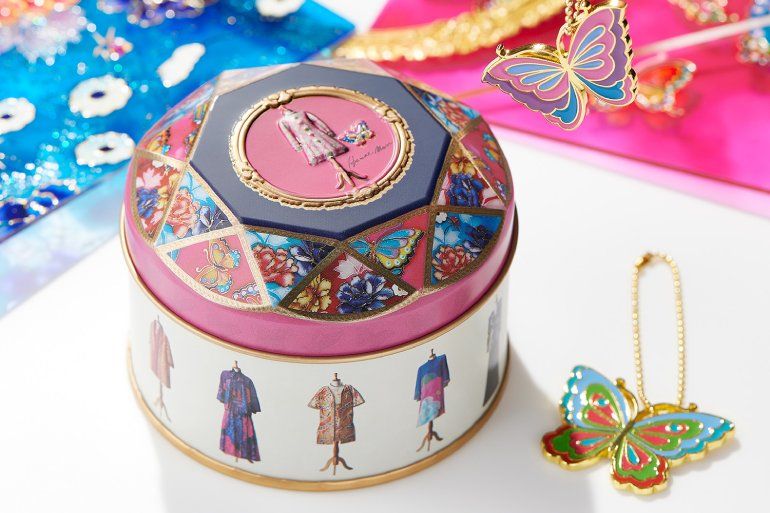 会場限定品❗️森英恵　生誕100周年記念コラボ　青山デカーポ　クッキー缶×2 森英恵展の会場限定クッキー缶が登場 青山デカーボが手掛ける“宝石箱