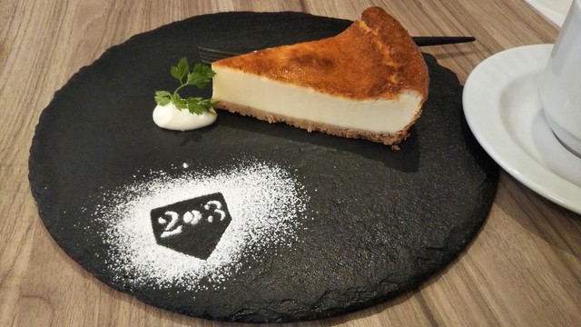 自慢のチーズケーキは「世界一」