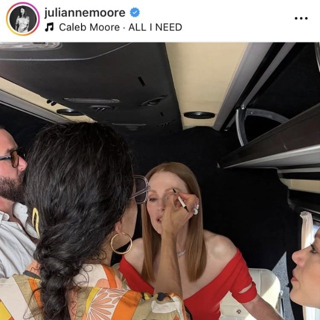 ジュリアン・ムーアのインスタグラム＠juliannemooreより