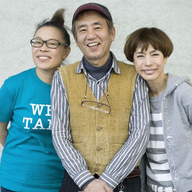 久本雅美（右）や柴田理恵（左）が所属する「劇団WAHAHA本舗」主宰の演出家・喰始氏。23歳の時、日本国憲法をロックにしたレコードを企画した