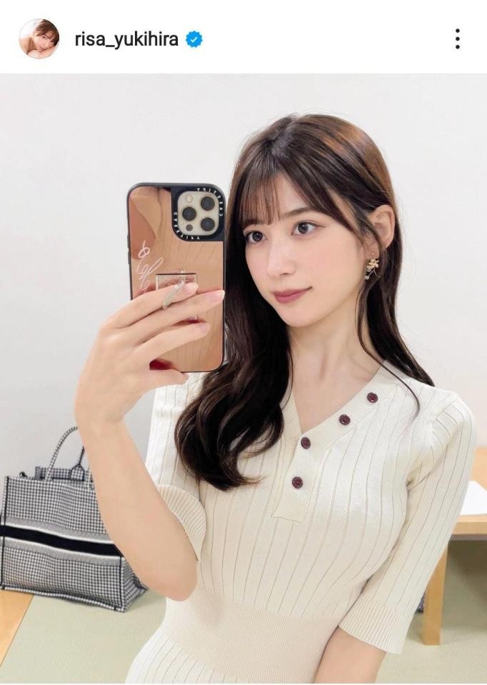 この美女だれ？」井上戦で注目のリングガール、雪平莉左のフォロワー1
