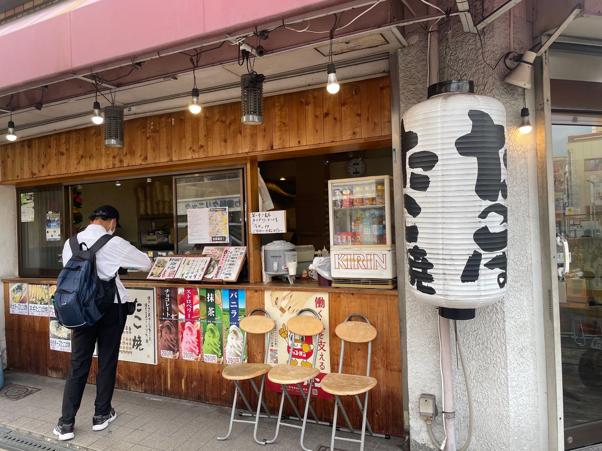 中学生が小学生に100円で転売、大人だけの来店も続出…子供食堂を中止 たこ焼き屋店主が決めた新ルールとは？ ｜まいどなニュース