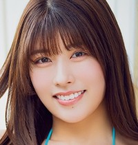 【表紙&巻頭グラビア】ちとせよしのfrom あまいものつめあわせ（撮影：石塚雅人）