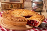 アンナミラーズの「チェリーパイ」（高島屋提供）