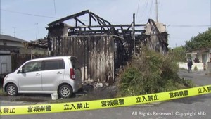 住宅１棟全焼　焼け跡から身元不明の遺体見つかる　宮城・登米市