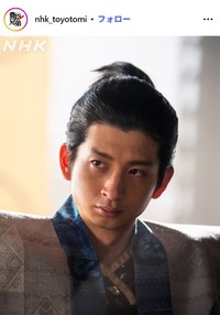 大河ドラマ「豊臣兄弟！」のインスタグラム@nhk_toyotomiより　信長の弟･信勝の長男、織田信澄役の緒形敦