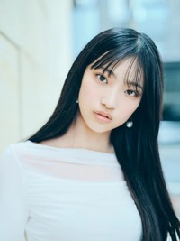 小嶌こゆき改め 朝比奈こゆ(朝比奈こゆ)　©ホリプロ