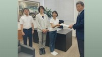 土庄町議会への請願　13日　大西さん提供