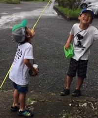 2人で爆笑！驚きのその理由とは…（提供：@chekichekicherryさん）