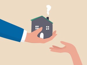 土地の相続手続き　分け方から売り方、税金の軽減策まで解説