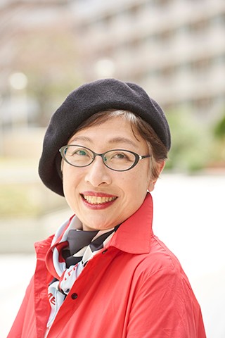 ボタンはいくつ開けるのが正解 首元で魅せるシャツ