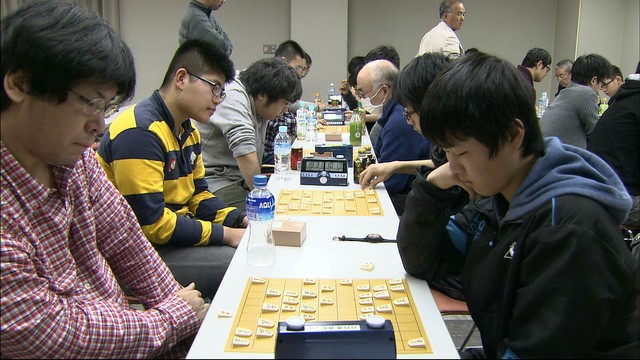 菅井王位も参加して将棋フェスタ　岡山・倉敷市