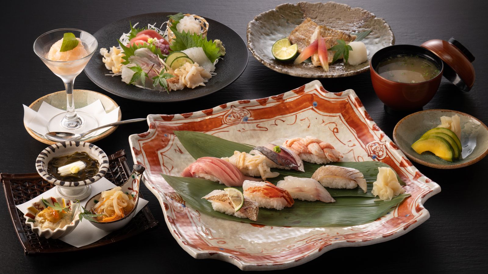 寿司好きなら、いますぐ富山へ向かうべし。