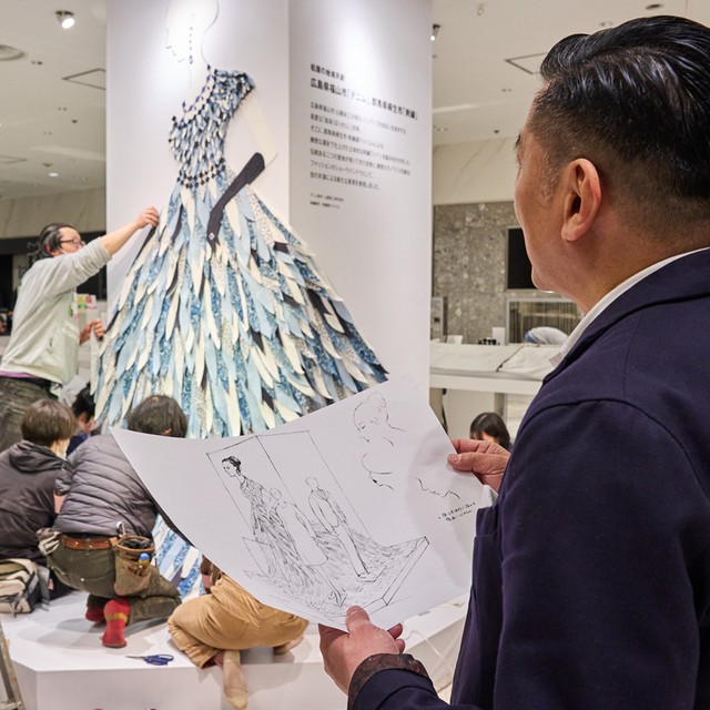 デニムと刺繍が織り成す“地域共創”の未来<br>ウィンドードレッサー・谷口勝彦による<br>松屋銀座のディスプレー制作に密着。