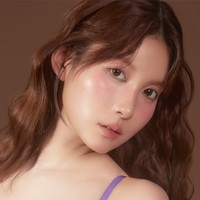 ランジェリーブランド「RAVIJOUR（ラヴィジュール）」の着用モデルを務めた谷口めぐ