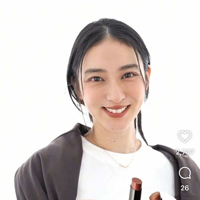 VERY編集部 (@veryweb.jp)の公式インスタグラムより