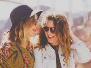 一瞬で大学生に戻った再会。変わらずアクティブな彼女に背筋が伸びた