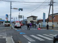 大型トラックと軽乗用車が衝突　女性２人けが　宮城・東松島市