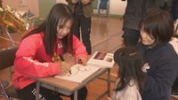 デフリンピックで金　バド・片山結愛選手が聴覚支援学校で子どもたちと交流　高松市
