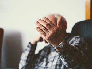 父と私にとって、大きな存在だった祖父。静かなハイタッチをもう一度