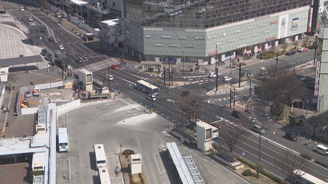 JR岡山駅前交差点　16日から夜間・早朝の交通規制　路面電車の乗り入れ事業で