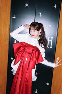 『CANDY TUNE 3rd Anniversary写真集 SUGAR AND HUES（シュガー アンド ヒューズ ）』（宝島社）