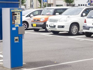 駐車場経営の初期費用はどれくらい？　月極めとコインパーキングで解説