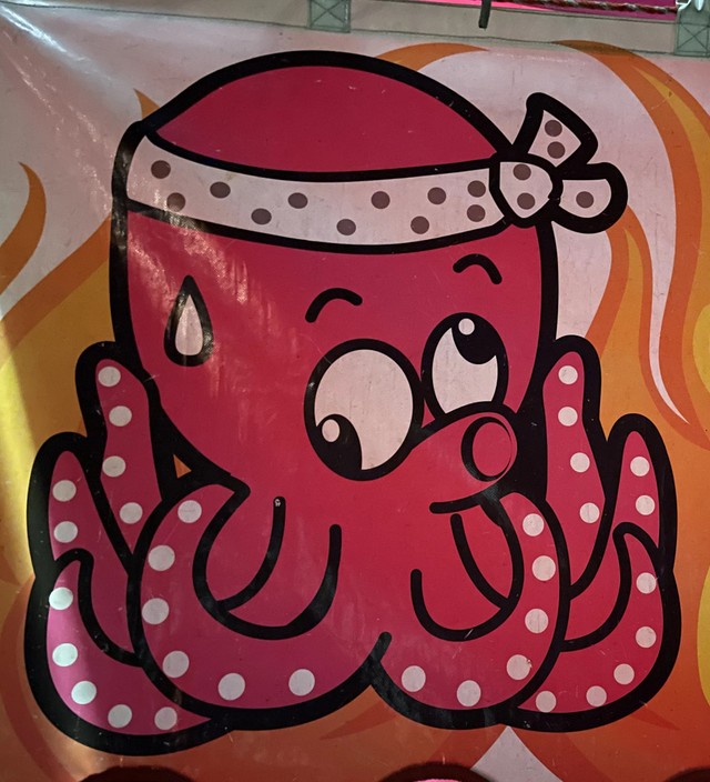 2022年11月、浅草寺境内で撮影したもの（シラカワリュウさん提供）