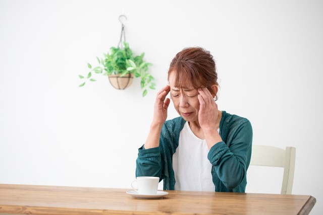 更年期の不調を上手に乗り切るには※画像はイメージです（buritora/stock.adobe.com）