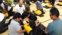夏休み中の子どもも参加して防災イベント　AEDを使った救護訓練　香川・東かがわ市