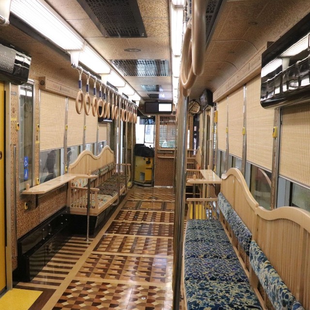 電車内とは思えない空間（東京都交通局提供）