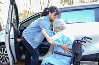 個別避難計画（災害時ケアプラン）とは※画像はイメージです（amazing studio/stock.adobe.com）
