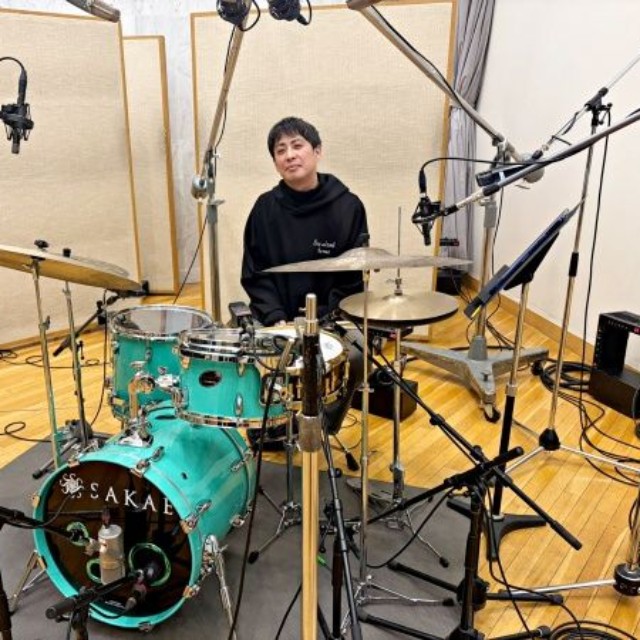 レコーディングに臨む柿崎さん（画像提供：柿崎幸史〈かきざき・たかふみ〉さん）