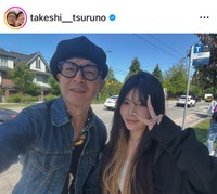 次女の高校卒業式のためカナダを訪れたつるの剛士さん。次女のおとさんと（つるの剛士公式インスタグラムより）