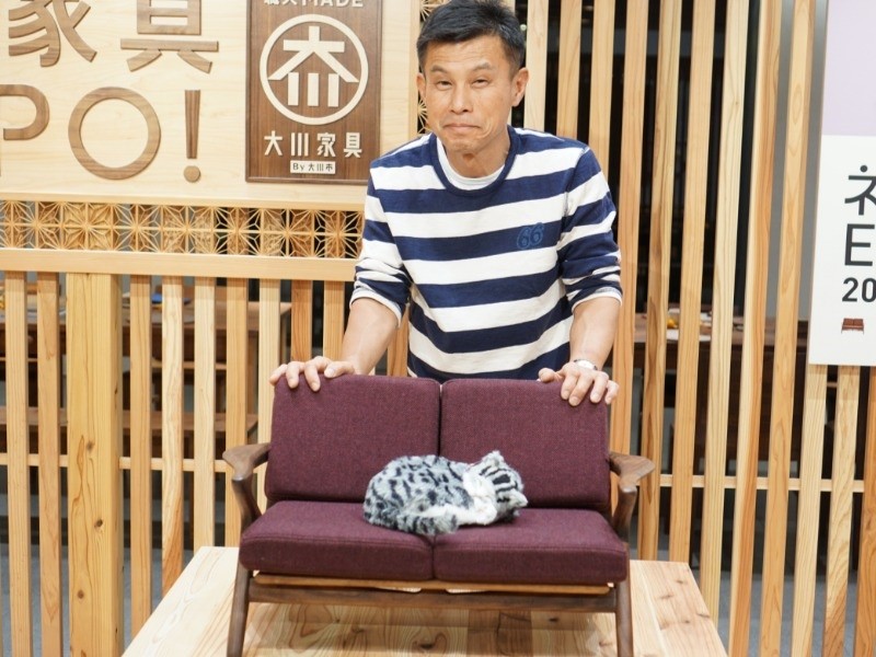 ネコ家具を作るのが楽しいと話すナカヤマ木工の２代目職人・中山貴裕さん
