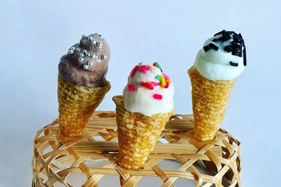 とんがりコーンで、可愛いミニソフトを作ってみない？ ひと口で食べ