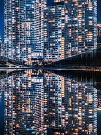 「水溜まりの反射が綺麗すぎて鏡みたい。」という文言とともに投稿された写真（画像提供／szunaさん）