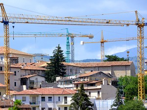 暮らしの質を守る　生活再建の道、イタリアで見た