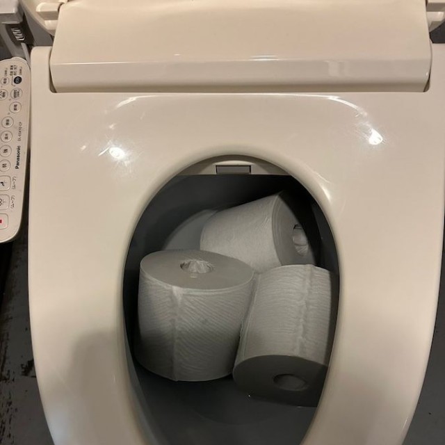 【閲覧注意】ライブハウスの男子トイレで発覚した悪質行為。店側も出演者もショック……（画像提供：HOLIDAY NEXT NAGOYA）