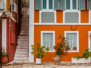 マッチングアプリの完璧なデータに「ビビビっ」がない。出会いはレトロなやり方で