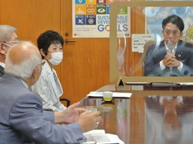 日本犬保存会の一部有志ら　数値規制で議連案採用を環境相に要望