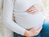 第3子出産目前、私を支えてくれるのはスマホとオンラインの居場所