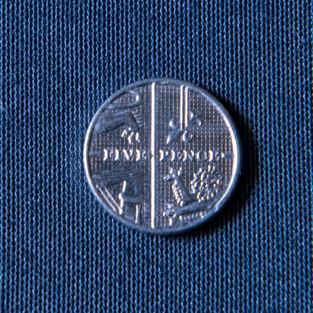 5ペンス硬貨が100倍の値段で落札された　※写真はイメージです