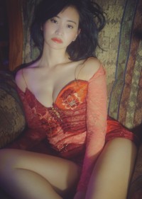 「週プレ」に登場した永尾まりや©ティム・ギャロ／集英社