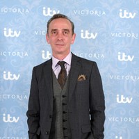 エイドリアン・シラー