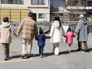 不動産を遺産分割する４つの方法　共有したら注意点も