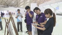 県外から訪れる若者に高松市の魅力をPR　高校生らがバレーボール選手らにうどん店を紹介